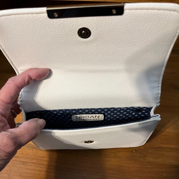 URBAN EXPRESSIONS CROSSBODY BAG - WHITE - Picture 4 of 11